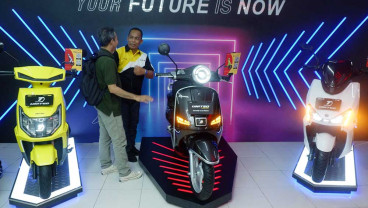 Perkuat Pangsa Pasar, United E-Motor Resmikan Showroom Motor Listrik Terbaru di Jakarta Selatan