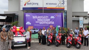 Nasabah Bank Jateng Sukoharjo Raih Hadiah Kendaraan Listrik