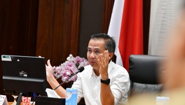 Bey Pastikan Layanan PBG Kurang dari 3 Jam Segera Diterapkan di 27 Kab/Kota