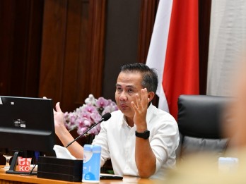 Bey Pastikan Layanan PBG Kurang dari 3 Jam Segera Diterapkan di 27 Kab/Kota