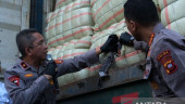 Penyelundupan Pakaian Bekas Miliaran Rupiah Digagalkan