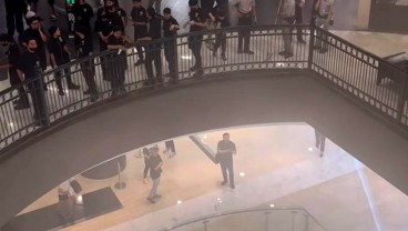 Kebakaran Gedung Panin Bank Segera Padam, Tidak Ada Korban jIwa
