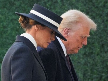 Melania Trump dan Fashion Statement-nya di Pelantikan Donald Trump