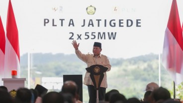 Prabowo Resmikan 37 Proyek Listrik, Targetkan Ekonomi Tumbuh 8%