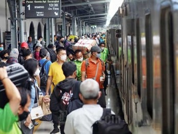 KAI Batalkan 6 perjalanan Kereta Imbas Banjir Grobogan, Tiket Direfund 100%