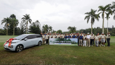 Puluhan Peserta Meriahkan Bisnis Indonesia Executive Golf Tournament