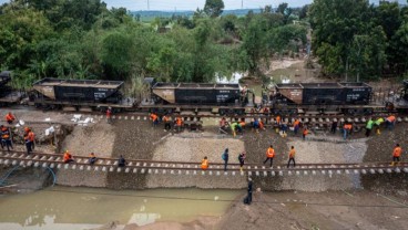 Amblas 3 Hari Imbas Banjir, Satu Jalur KA di Grobogan Sudah Dapat Dilalui