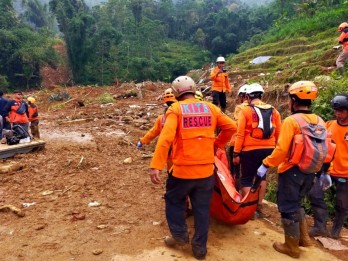 KITB Serahkan Bantuan untuk Korban Bencana Alam