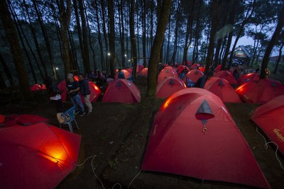 Wisata Lahan Perkemahan Di Lereng Ciremai