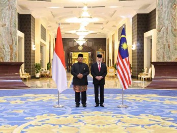 Tiba di Malaysia, Prabowo Disambut Perdana Menteri dan Sultan Ibrahim