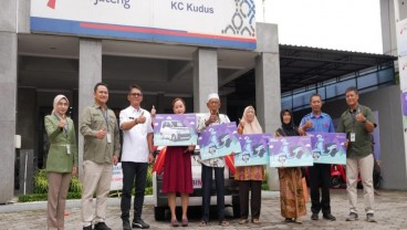 Bank Jateng Kudus Serahkan Hadiah Utama Undian Tabungan Bima