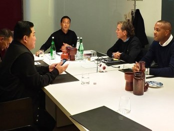 Erick Thohir Gelar Rapat dengan Tim Pelatih Timnas Indonesia di Belanda