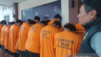 Polisi Buru WNA China Otak Penipuan Bermodus Aplikasi Kencan