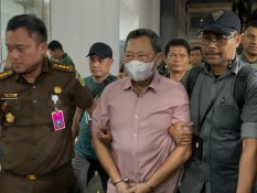 Patgulipat Korupsi Timah hingga Mengalir ke Eks Bos Sriwijaya Air Hendry Lie