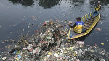 Pembersihan Sampah di Oxbow Cicukang Rampung Februari 2025