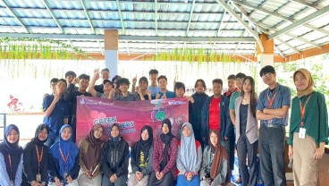 Satuplatform & Universal Eco Ajak Anak Muda Sadar Jejak Karbon
