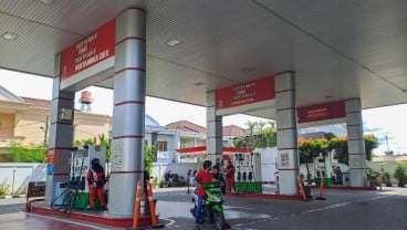 Harga BBM Pertamina Resmi Naik Hari Ini, Pertamax jadi Rp12.900 per Liter