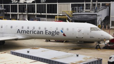 Tabrakan American Airlines vs Black Hawk: Black Box Ditemukan, Penebangan Dibatasi