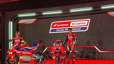 Honda Gandeng Castrol di MotoGP 2025, Ini Tampilan Baru Motor Balapnya!