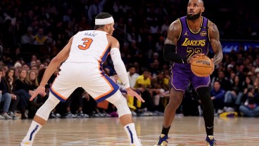 LeBron James Bertahan, Duet dengan Doncic Bikin Lakers Makin Mengerikan