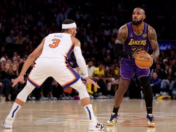 LeBron James Bertahan, Duet dengan Doncic Bikin Lakers Makin Mengerikan