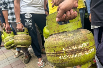 Kementerian ESDM Melarang Penjualan LPG 3 Kg Melalui Pengecer