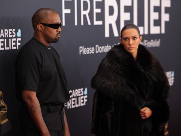 Profil Bianca Censori, Istri Kanye West yang Bikin Geger Grammy Awards