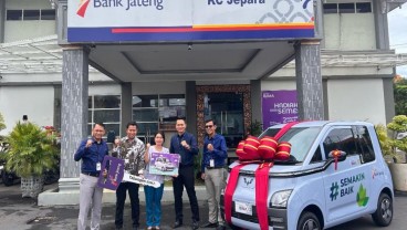 Pengusaha Mebel Jepara Raih Hadiah Mobil Listrik Undian Tabungan Bima Bank Jateng