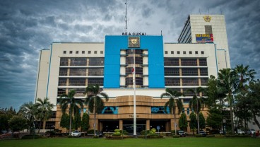 Bea Cukai Blokir Ekspor Sritex (SRIL), 1 Kontainer Batal Keluar via Tanjung Emas