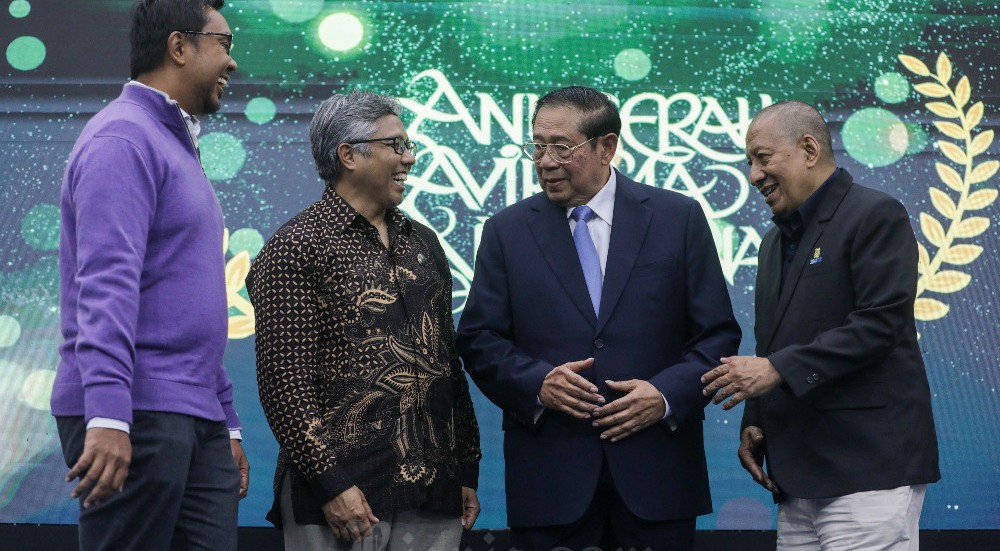 SBM ITB Anugerahkan Lifetime Achievement Award Anugerah Avirama Nawasena Kepada SBY