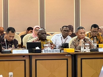 Usai Dicecar, Menteri HAM Pigai Ucapkan Terima Kasih ke DPR