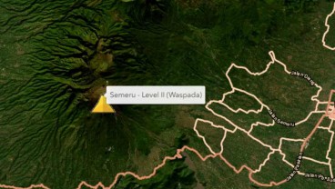 Waspada! Gunung Semeru 7 Kali Erupsi pada Kamis Pagi