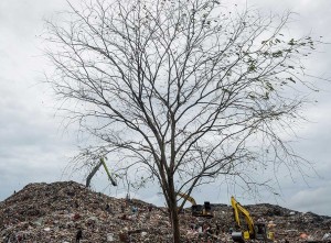 KLH Akan Menutup Tiga TPA di Wilayah Tangerang Yang masih Mengelola Sampah Dengan Metode Lahan Terbuka