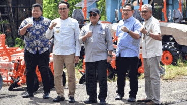 Dukung Swasembada Pangan, Kementan Kirim Ratusan Alsintan ke Kabupaten OKI