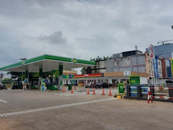 Stok BBM di SPBU BP-AKR Berangsur Tersedia, Kendaraan Mulai Antre