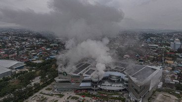 Kebakaran Pusat Perbelanjaan Di Kendari