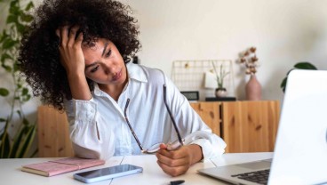 7 Cara Efektif Atasi Stres di Tempat Kerja