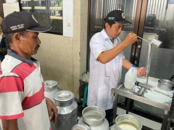 Cerita di Balik Segelas Susu Segar dari Malang
