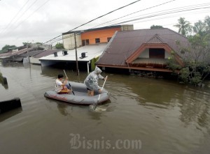 Sejumlah Wilayah Di Makassar Terendam Air