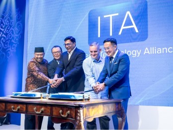 Saham ISAT Menguat, Investor Optimis pada Kinerja dan Investasi AI