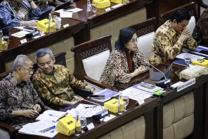 Raker Anggaran Komisi XI DPR Dengan Menkeu