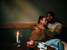 5 Cara Ungkapkan Love Language Pasangan di Hari Valentine