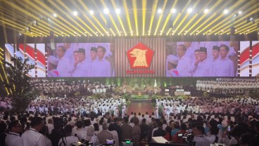 Jokowi dan Gibran Duduk di Samping Prabowo saat HUT ke-17 Gerindra, Kode Keras?