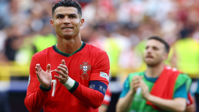 Harga Tiket Pesawat Jakarta - Kupang Jelang Kedatangan Cristiano Ronaldo