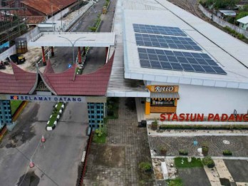 Dukung Energi Hijau, Operasional Kantor KAI Sumbar Gunakan PLTS