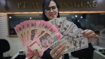 Rupiah Ditutup Loyo ke Rp16.278 saat Indeks Dolar AS Merangkak Naik