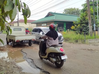 Jelang Mudik 2025, Jalan Lintas Timur di Pelalawan Riau Rusak Akibat Banjir