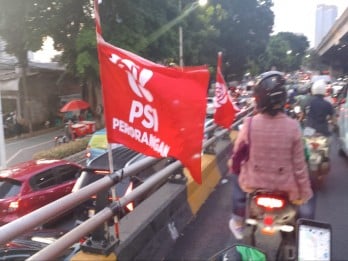 Bendera 'PSI Perseorangan' Berkibar di Jakarta Pusat, Singgung PDIP?