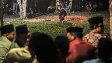 Pementasan Maestro Tari Klik Lang Jambi