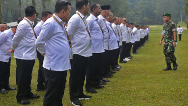 Kegiatan Kepala Daerah Peserta Retret di Akmil